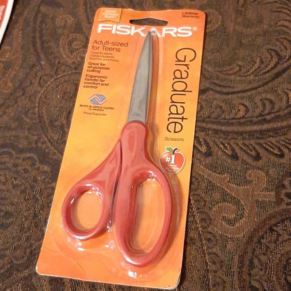 Scissors - Picture 2 of 4